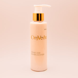 OmVeda Honey & Sesame Cleanser 150ml