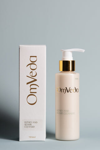 OmVeda Honey & Sesame Cleanser 150ml - Cleansing Milk